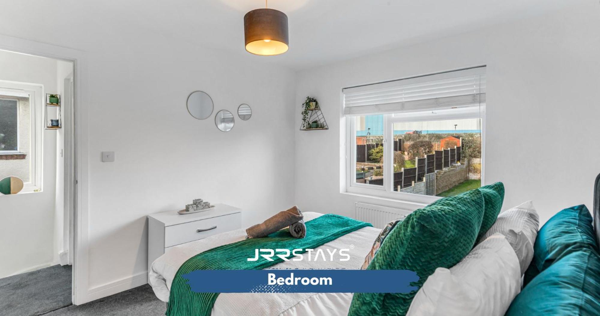 Tipton 3 Bedroom House Garden Sleeps 7 - Jrr Stays Coseley Exterior photo